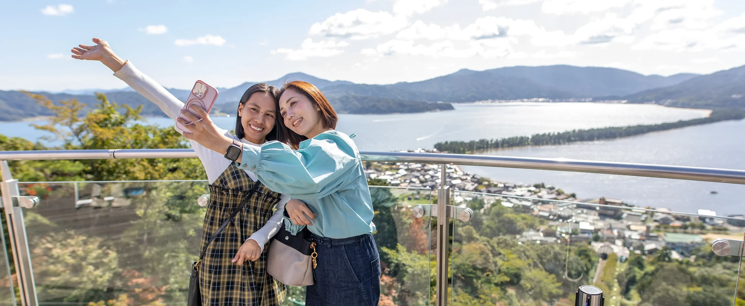 天橋立傘松公園での記念撮影