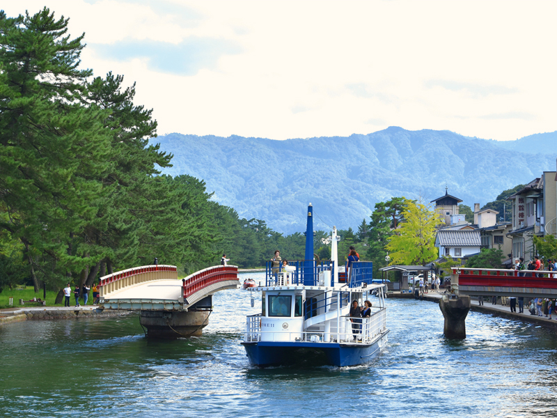 Amanohashidate Sightseeing Boat